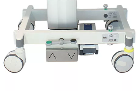 Fyra kraftiga dubbelhjul på medicinteknisk positioneringsstol