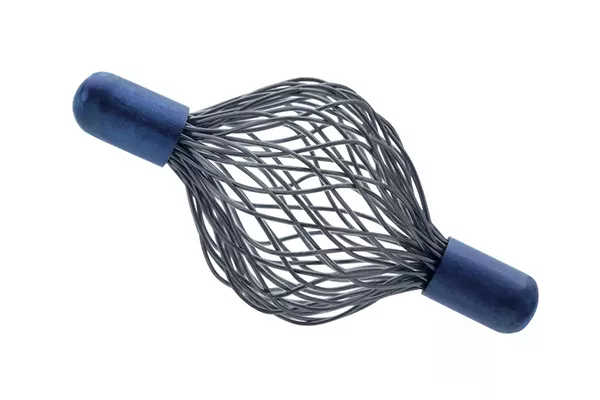 Biopsiplatsmarkör mot vit bakgrund